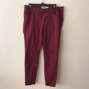 Old navy 5 pockets burgundy pants!